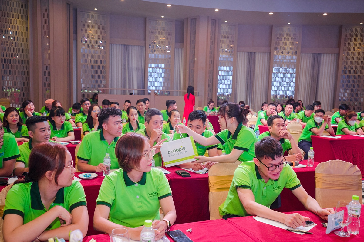 Hội thảo đào tạo kiến thức sản phẩm Tập Đoàn Dược Phẩm STARMED