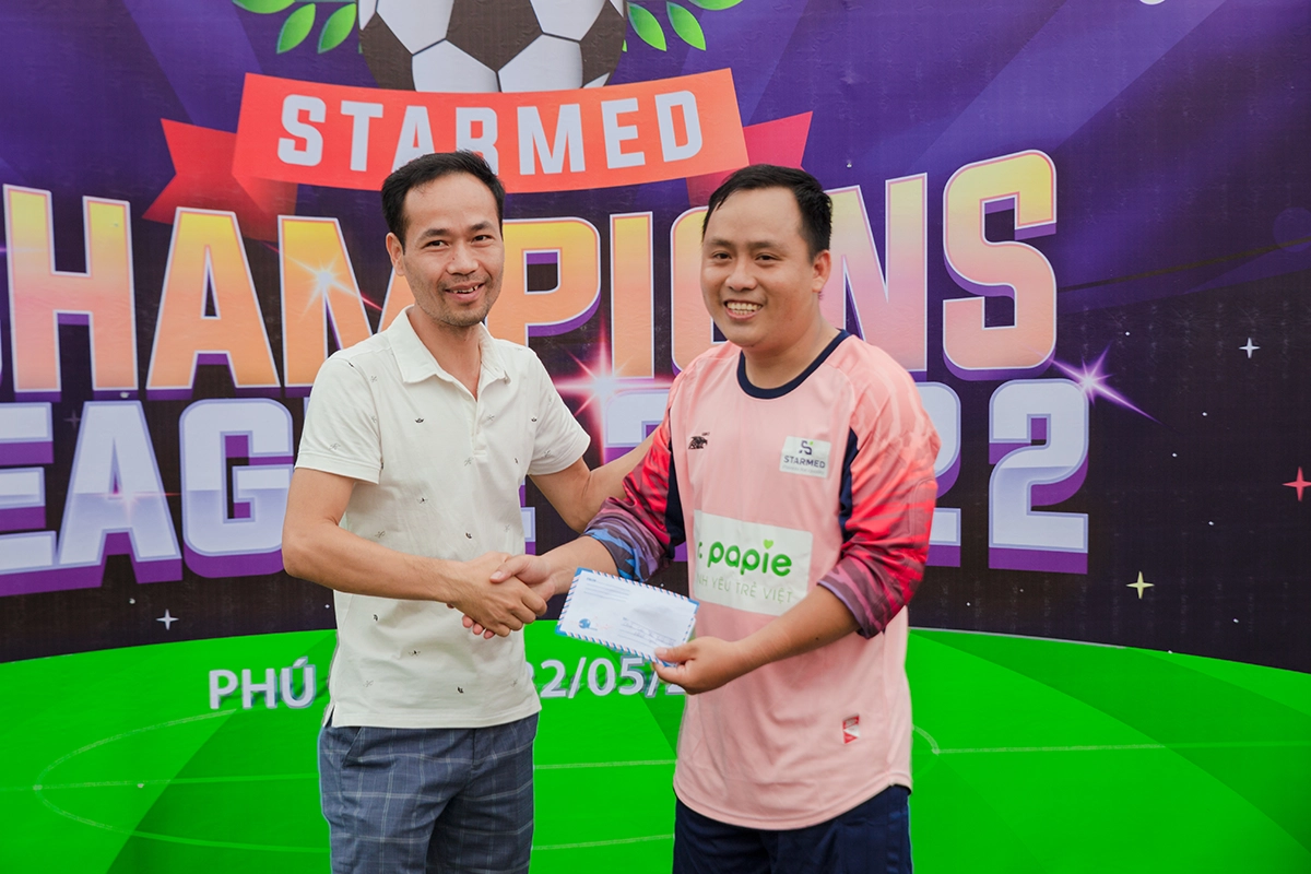 Sôi động giải bóng đá Starmed Champions League 2022