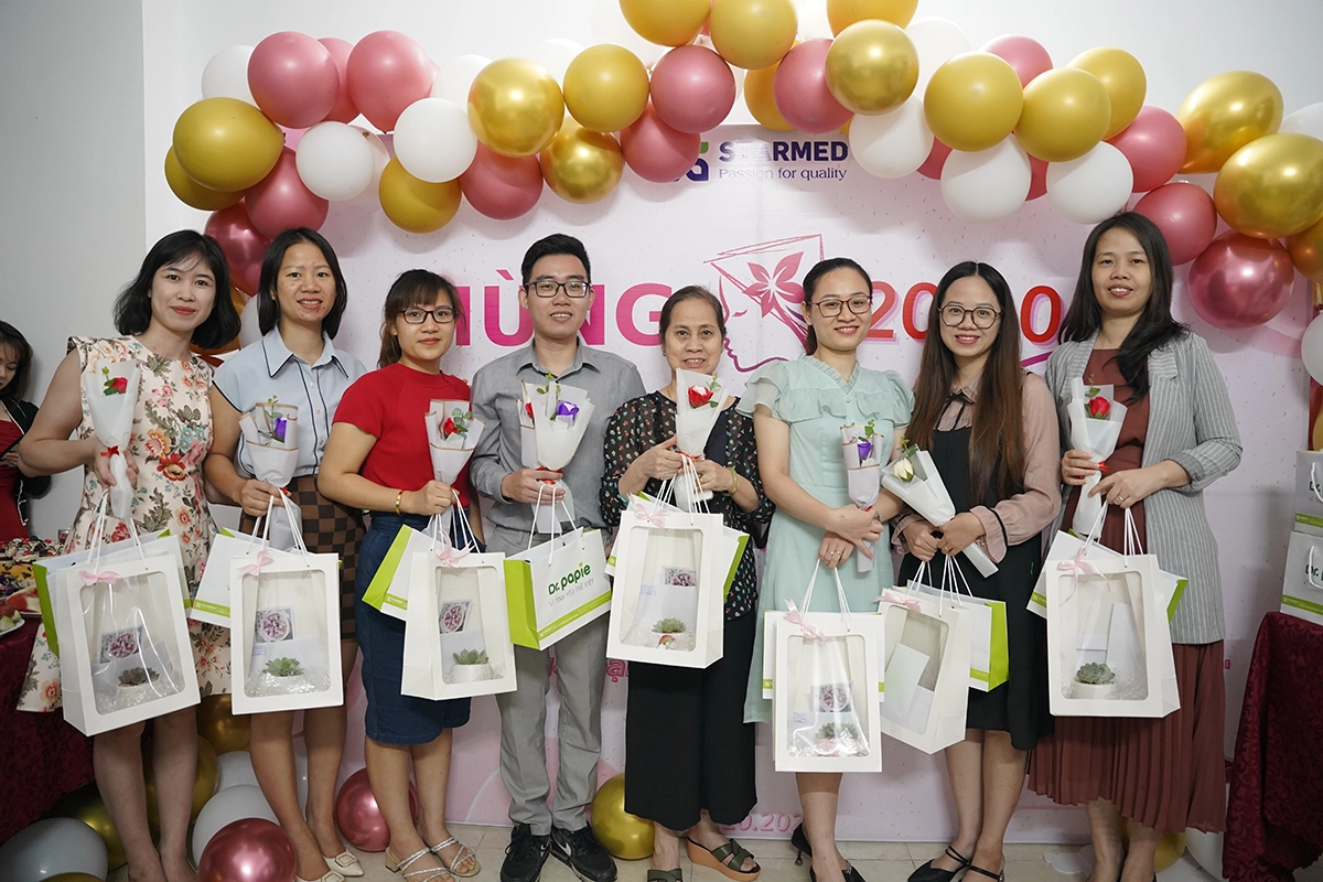 STARMED tổ chức chúc mừng ngày Phụ Nữ Việt Nam 20/10