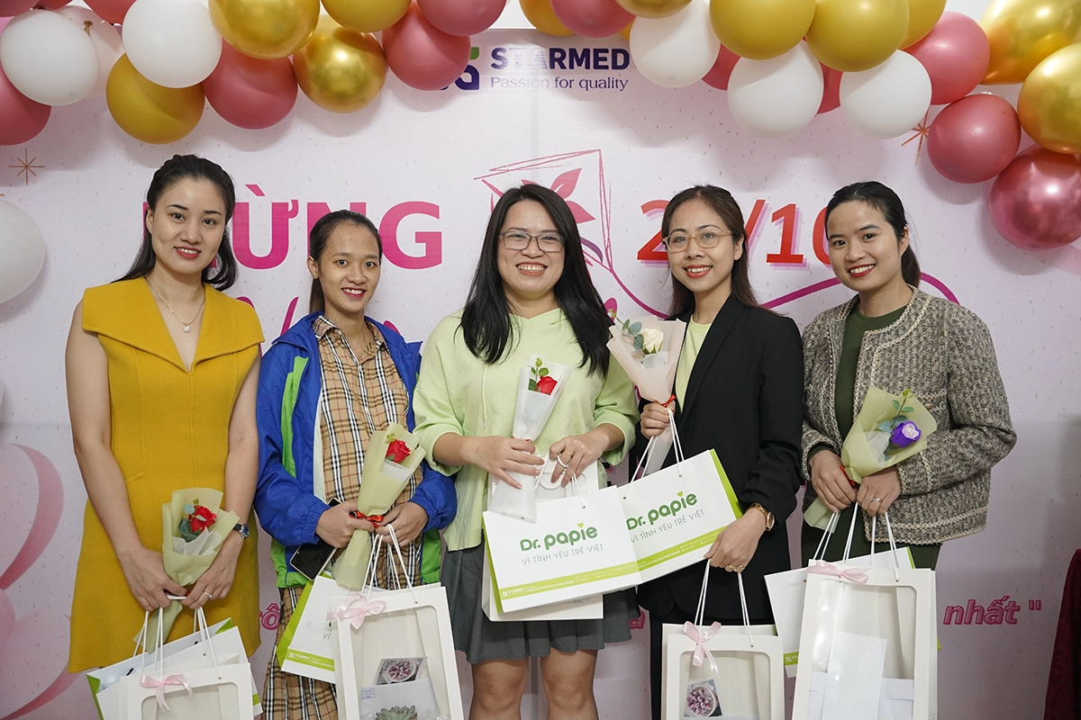 STARMED tổ chức chúc mừng ngày Phụ Nữ Việt Nam 20/10