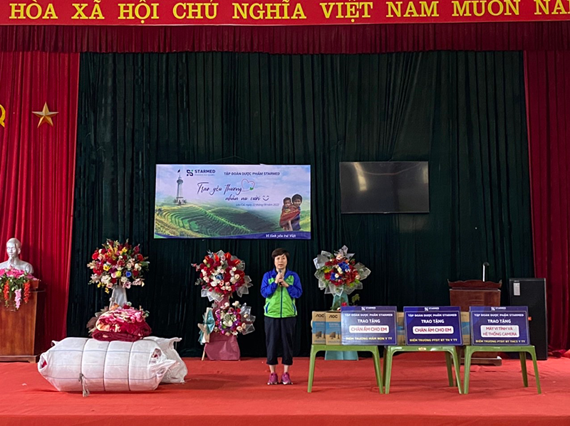 STARMED thăm và trao quà cho liên trường Mầm Non – Tiểu Học – THCS Y TÝ, LÀO CAI