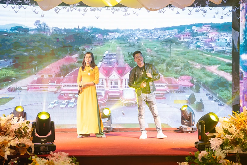 YEAR END PARTY 2023 – CÔNG TY CỔ PHẦN DƯỢC PHẨM CÔNG NGHỆ CAO STARMED 16 Tat nien 2023 16
