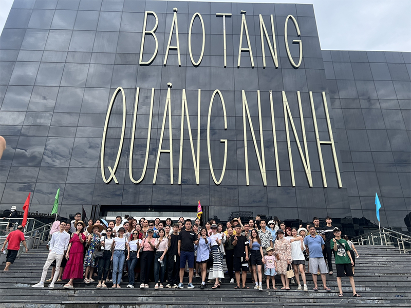 Starmed du lich he Ha Long 2024 1