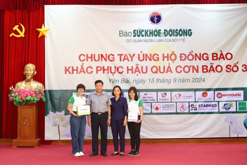 STARMED Pharmaceutical Group joins hands to share with people after typhoon Yagi 3 Starmed chung tay se chia dong bao vung bao lu 3